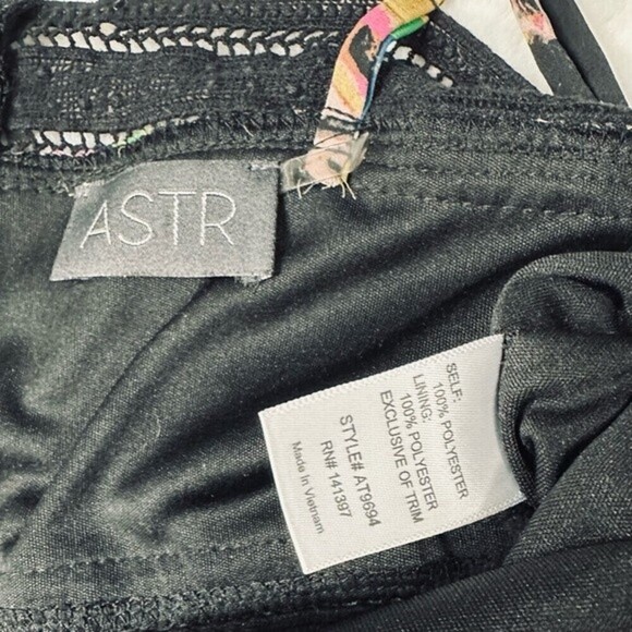 Anthropologie ASTR Floral Print‎ Women’s Crop Cami Lace Trim Back Zipper - Picture 12 of 12